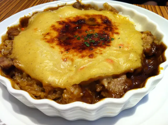 焗芝士咖喱雞飯