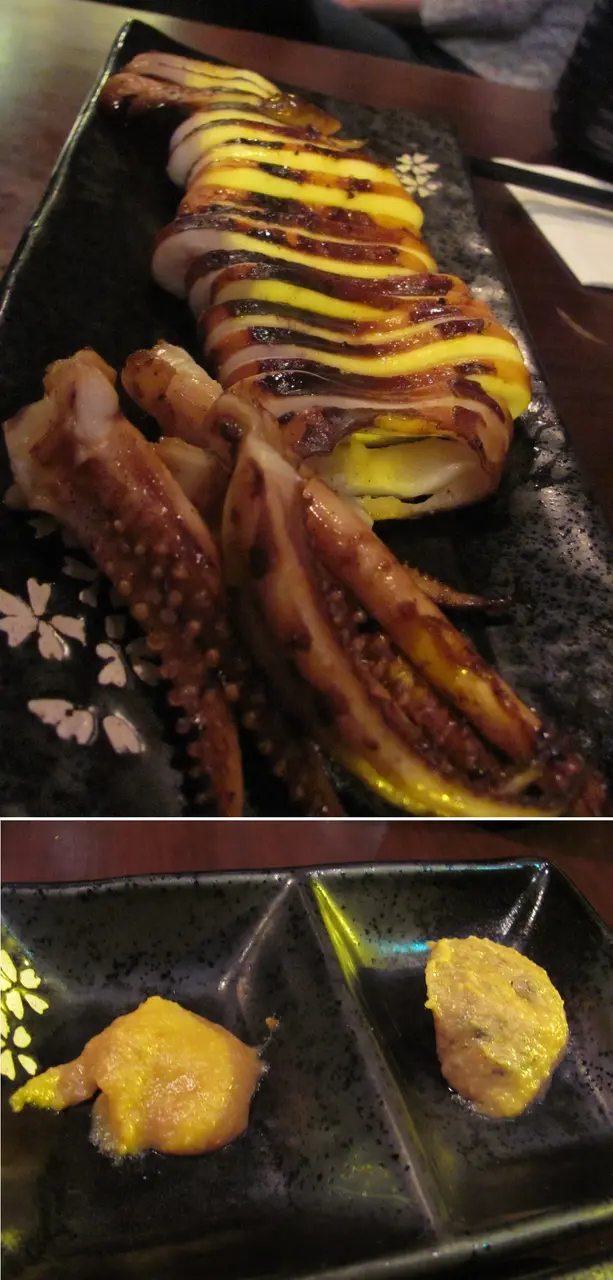 燒日本魷魚筒很濕身兼沒什味道，幸好配上兩碟磨豉醬