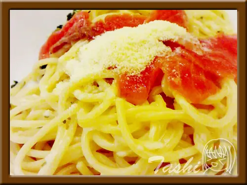 菠菜配煙三文魚忌廉意大利粉