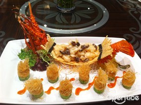 龍蝦球拼金絲香芒蝦 (4/5) - 赤鱲角的萬豪中菜廳