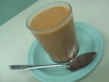 熱奶茶勝在夠熱，但沒落足料就不夠濃、香、滑的了