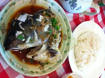 梅菜蒸魚