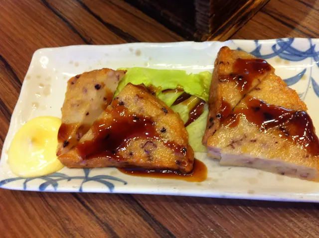 八爪魚餅=煎麵粉，差