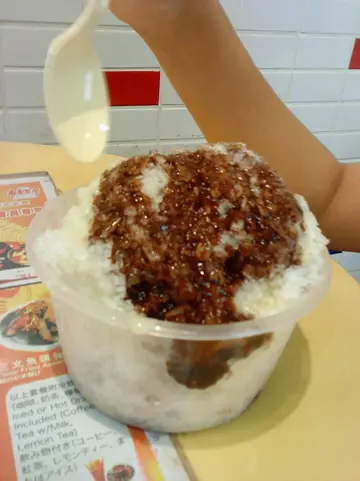 朋友的朱古力牛奶刨冰