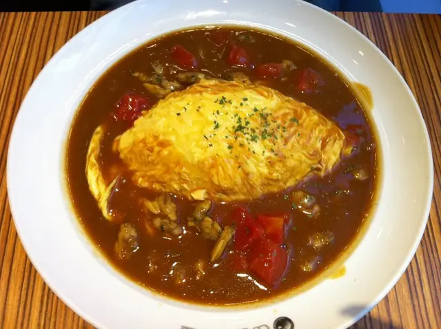 蕃茄蜆肉奄列咖哩飯