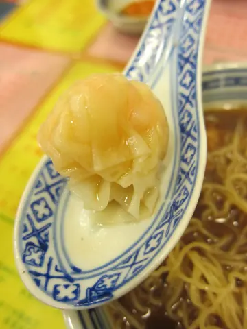 小的很