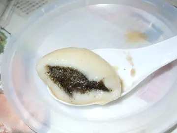 芝麻餡味道香濃，惜流沙程度不高