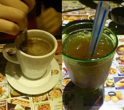 左:热朱古力 右:芒果红茶