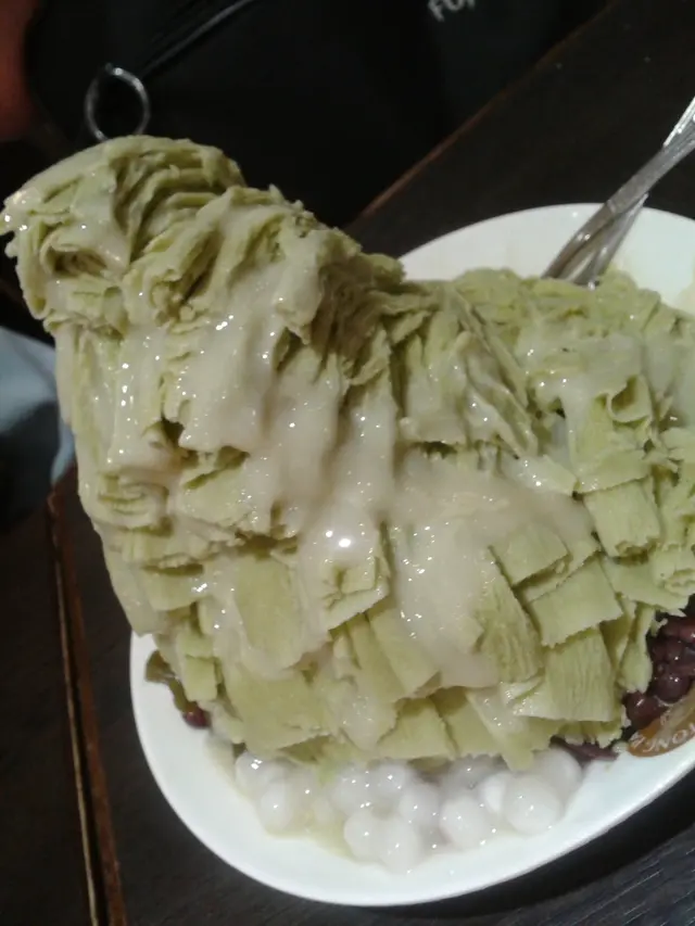 宇治秋香 (店長推介) $38 不太好吃，與牛奶冰的評語差不多T^T