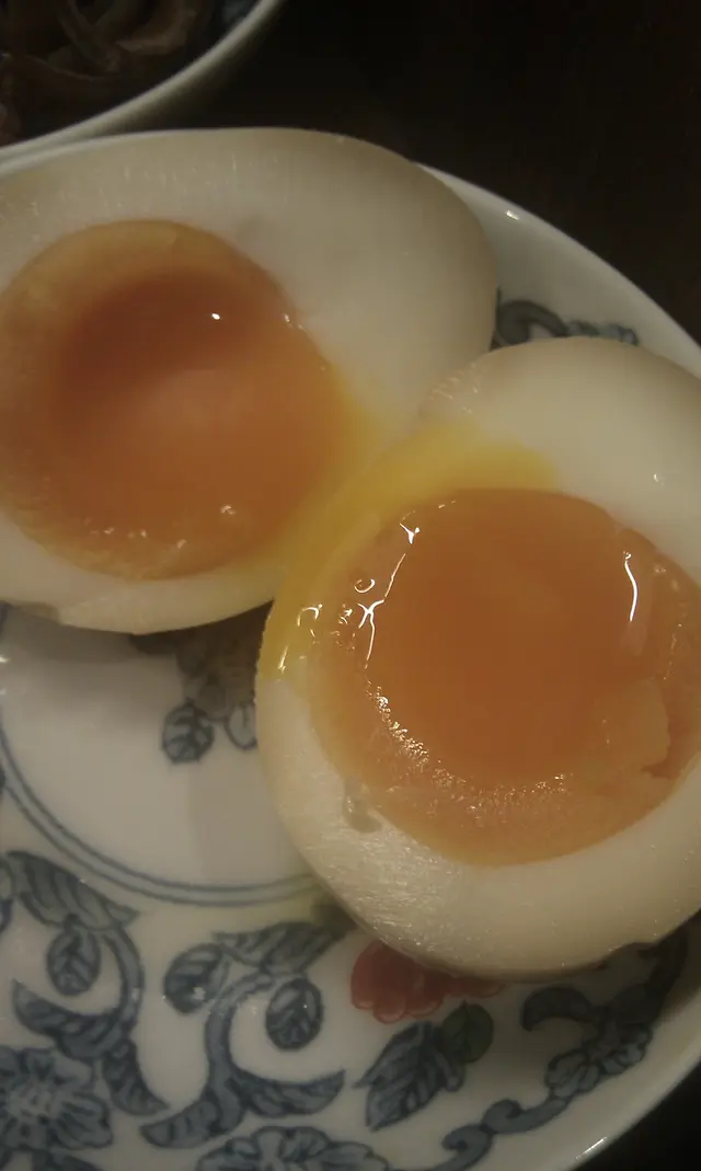 晶瑩欲滴的溏心蛋