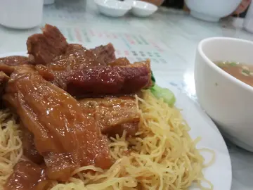 牛筋牛腩撈麵