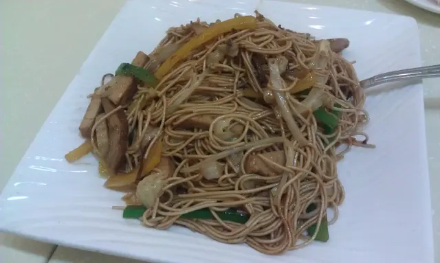 XO醬三絲炒蕎麥麵