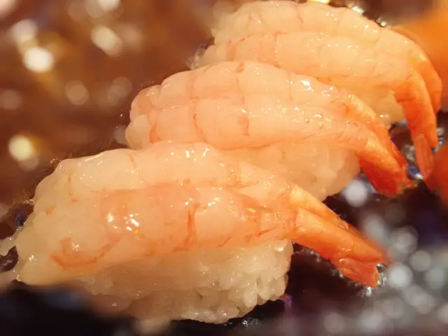 琉璃蝦壽司