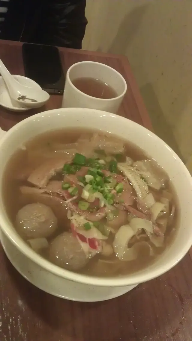 火車頭..感覺麻麻地.唔好食..