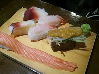散點壽司~加拿大海膽壽司~正!