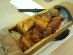 台式卤肉竹筒饭
