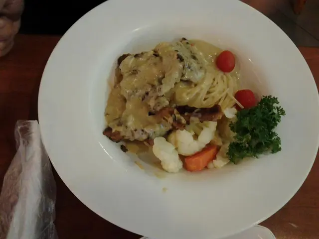 香辣煎羊扒配泰式青咖喱汁