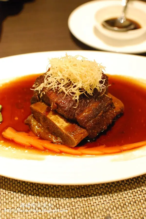 燒汁乾煏牛肋骨