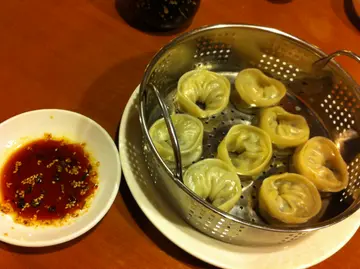 Steamed dumplings