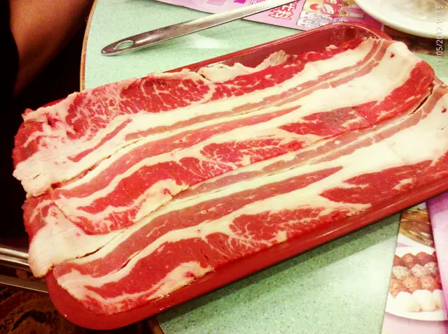 啲肥牛唔差架...咁嘅價錢嚟講~