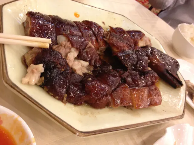 我不吃鵝，但家人點了半隻，覺得味道不錯，剩餘的幾片都打包回家。