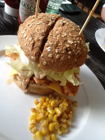 三文魚 burger