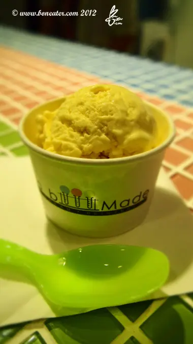 Very milky Mango Icecream (© Boneater)