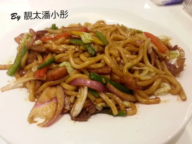 日式黑豚肉炒讚岐烏冬