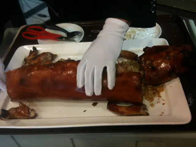 豬仔被鬆綁!Yea!