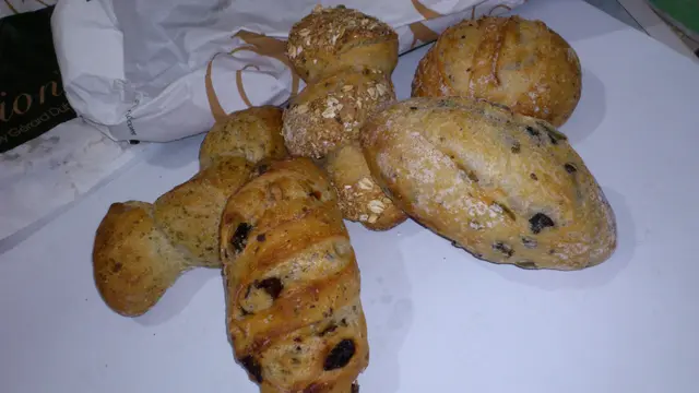 Traditionelle rolls ($10-$12)