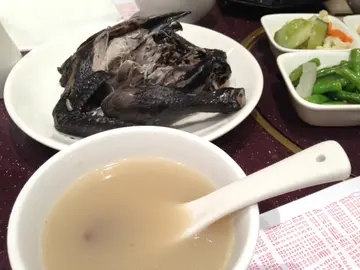 人參烏雞湯