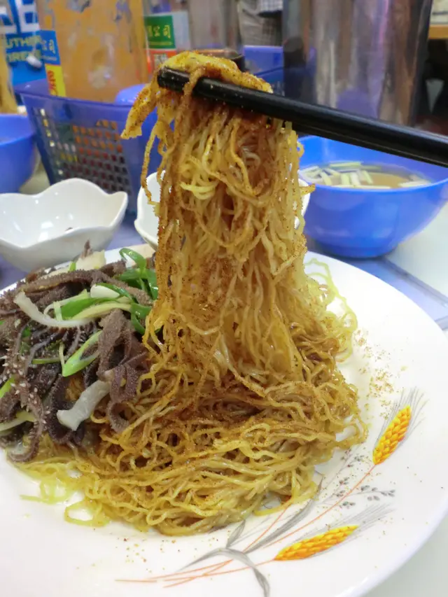 每條麵均沾上蝦籽,可見份量十足!