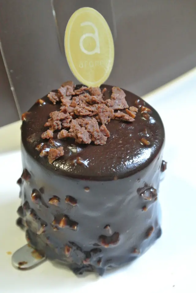 焦糖慕絲朱古力脆脆蛋糕