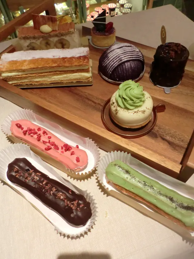 每款甜品有其獨特個性及各式造型！