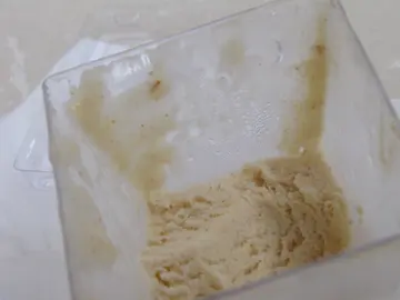 足充紅點點的真材實料龍蝦雪糕