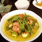 Green chicken curry