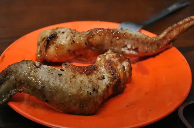 燒到岩岩好的雞翼