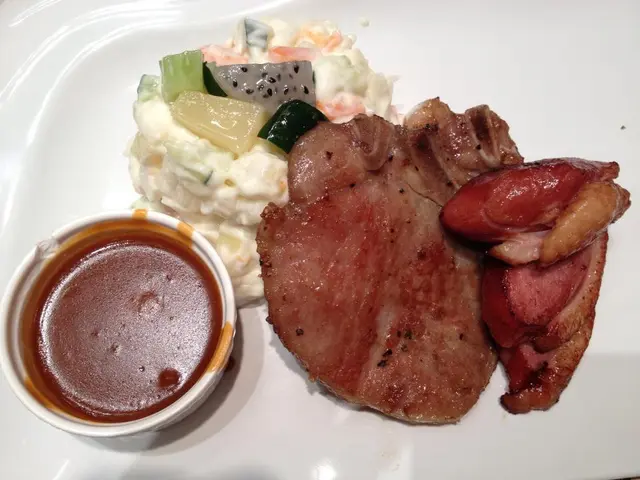 沙律 豬扒 煙鴨胸