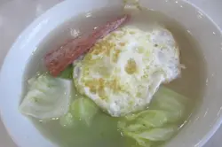 餐蛋'公仔面'