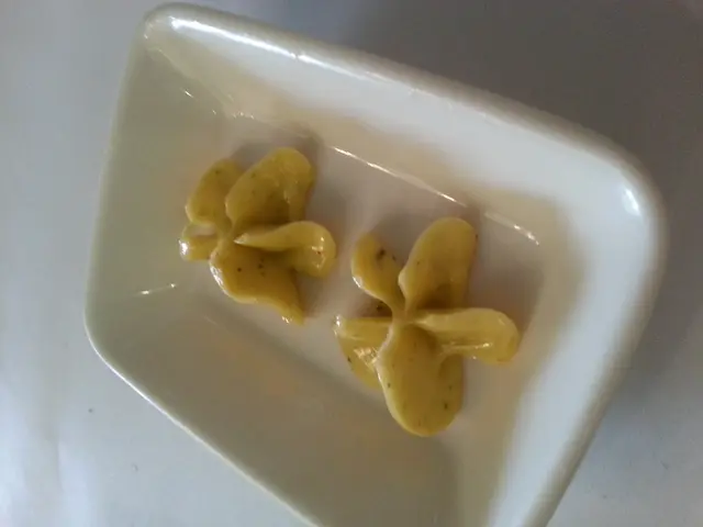 呈現室溫狀態的花朵牛油，美觀實用