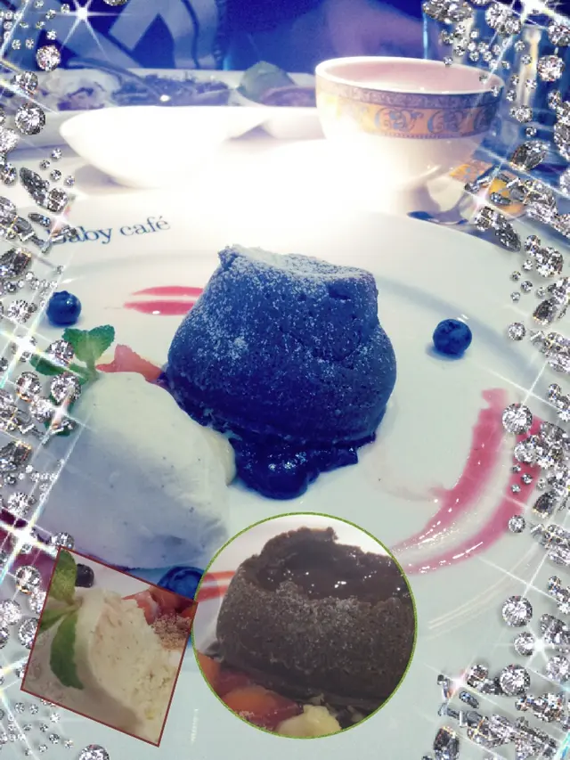 78%心太軟-朱古力味淡不突出, 還隱約發出一陣麵粉味, 朱古力漿少且杰身