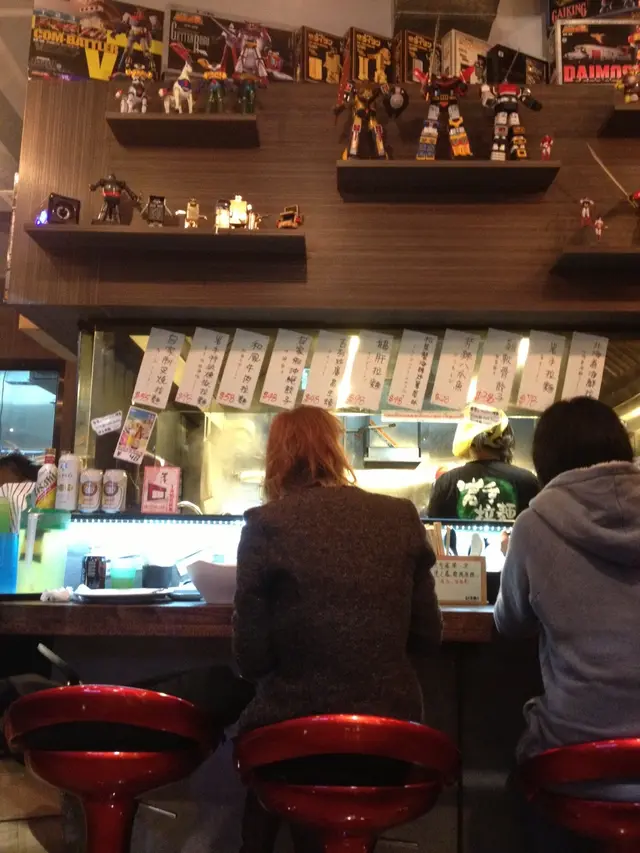 似日本小店,但很表面,沒內涵