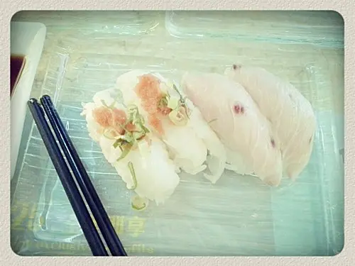 左邊的比目魚ok, 右邊劍魚無味道
