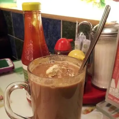 我點的胚芽華田,華田味唔濃,其實可以落多少少華田粉仲好飲