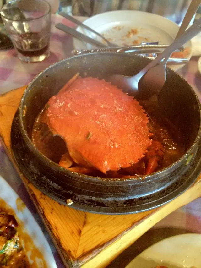 葡式焗蟹... 色香味浓，肉鮮多羔。