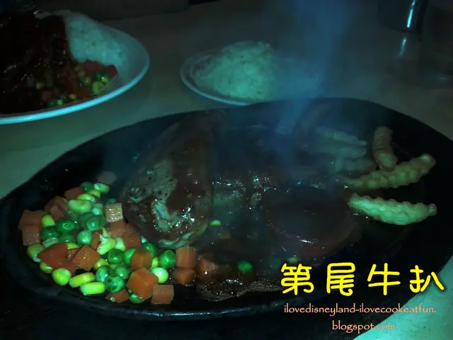 鐵板黑椒牛仔扒午餐