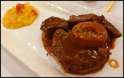 牛仔膝配特色意大利飯