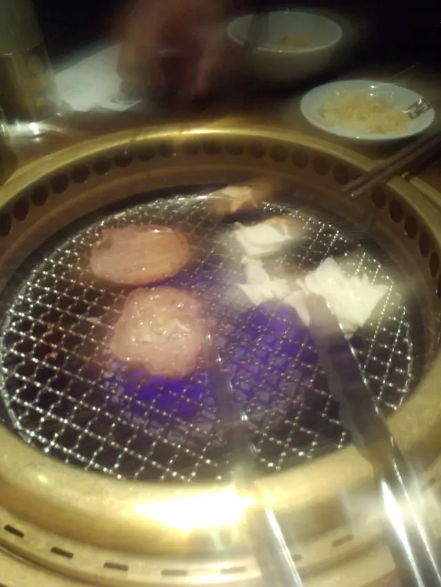 牛舌仲淋過和牛...乜事?