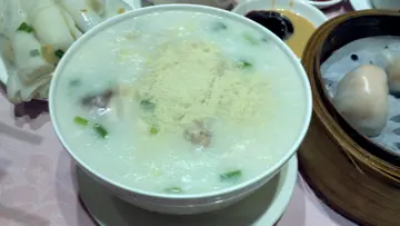魚片肉片生滾粥