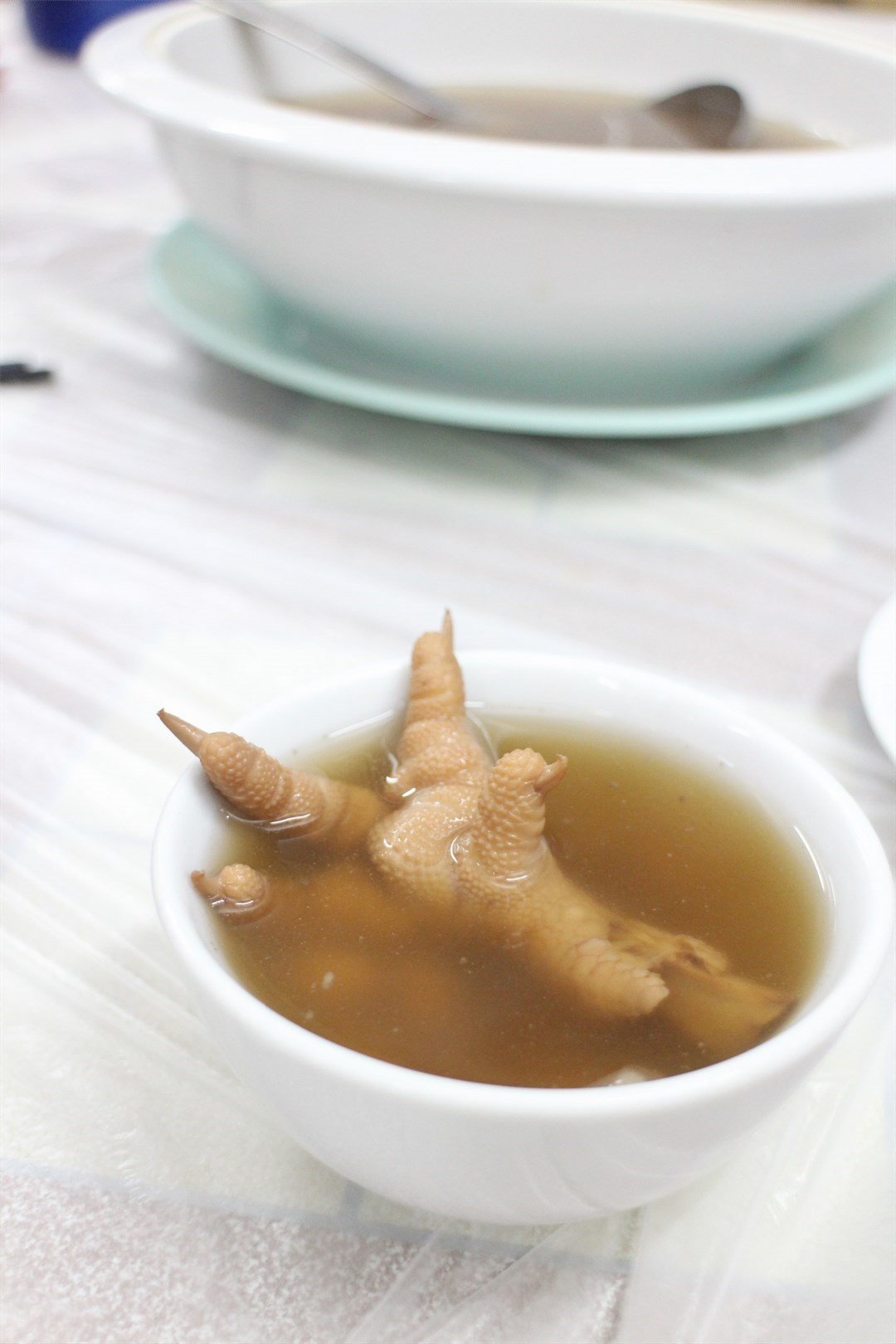 花生眉豆雞腳湯